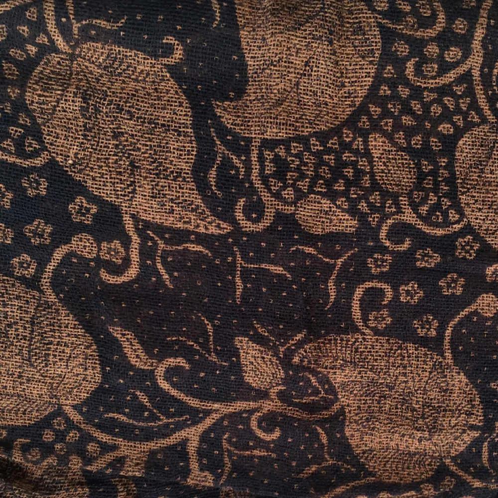 Lovely Leaves Scarf