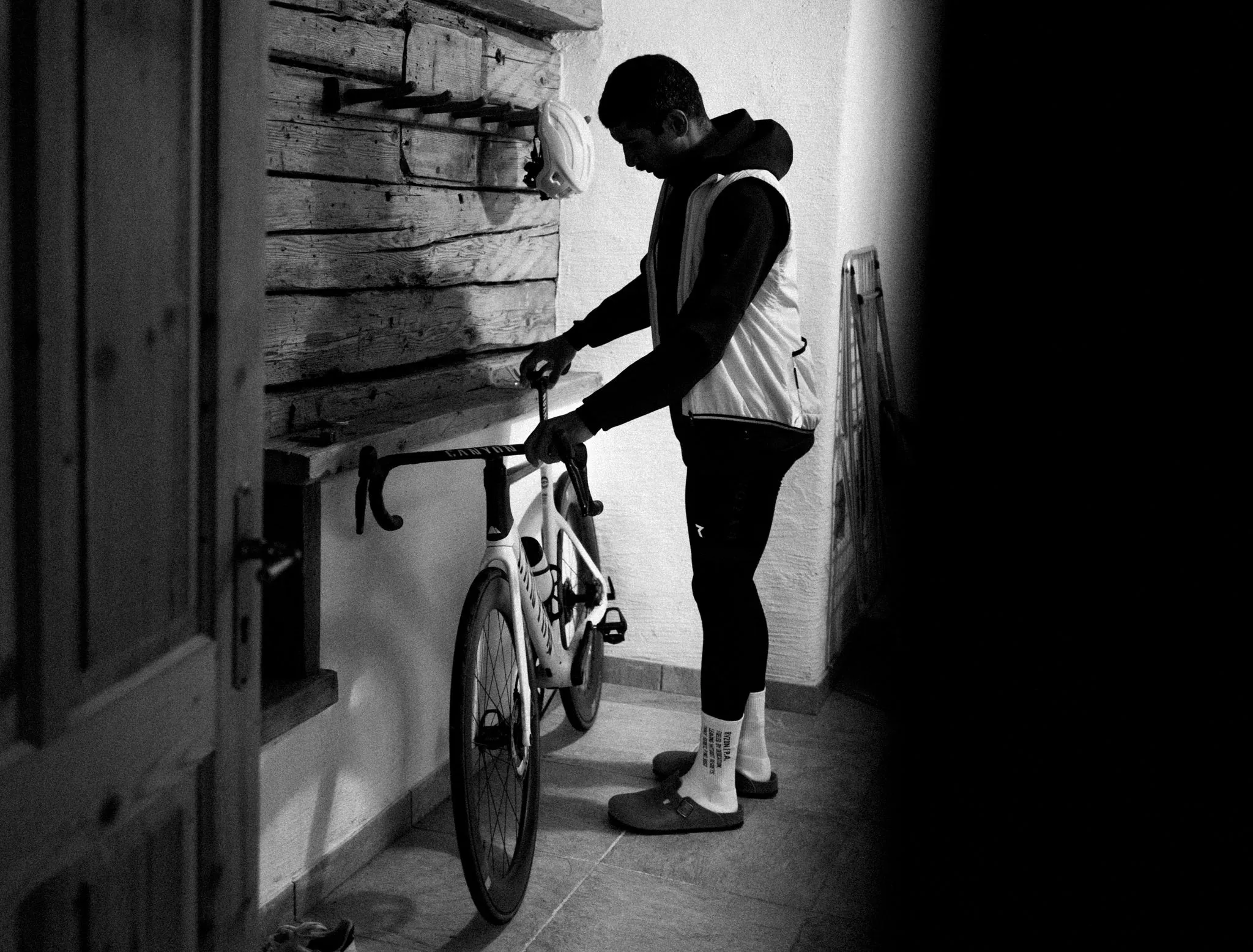 Veil Insulated Bike Vest